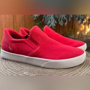 KIZIK Venice Hands-free Cherry Red & White Slip-on Loafer Sneakers Mens 8.5 WIDE